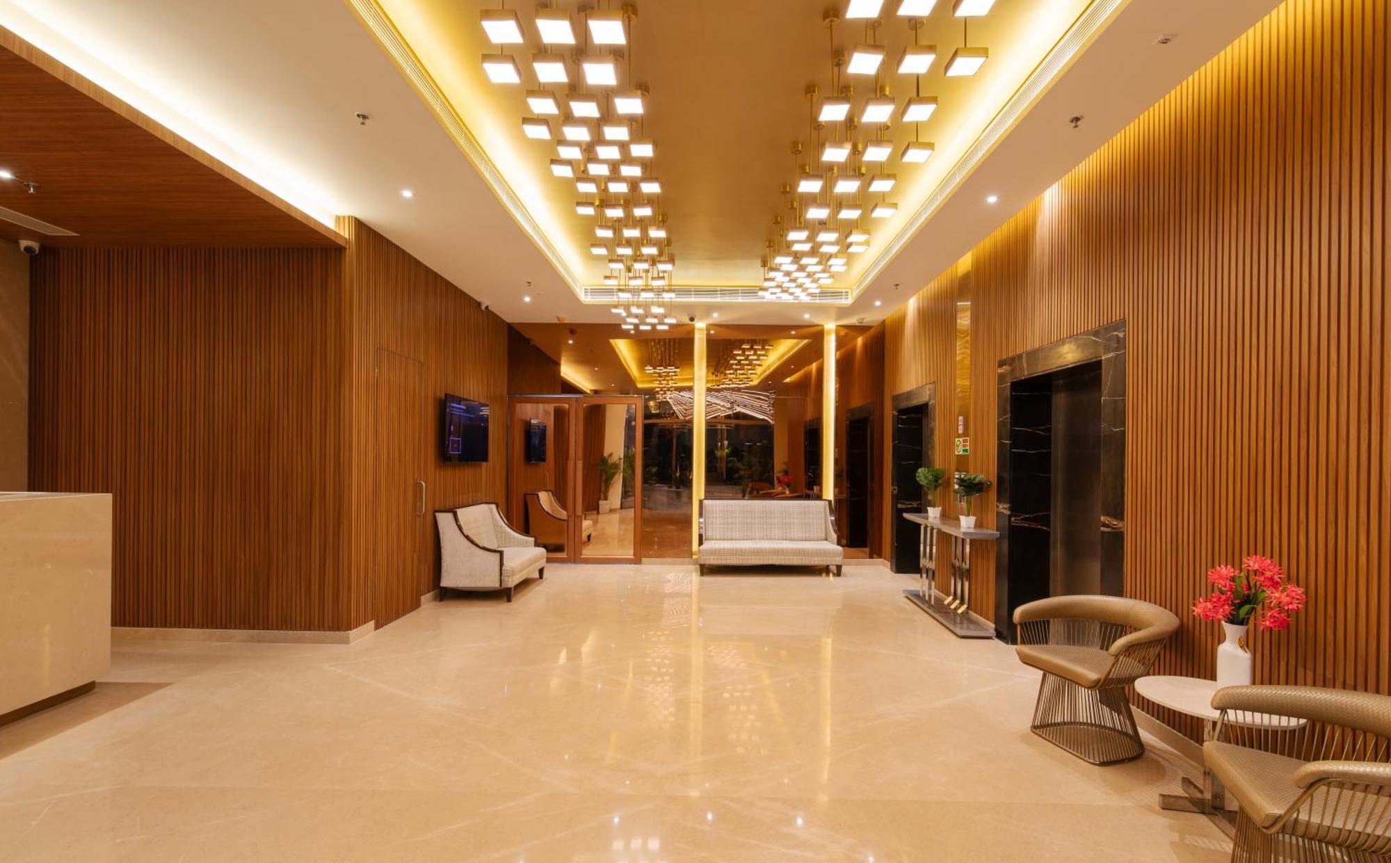 Hometel Alambagh Lucknow - A Sarovar Hotel Экстерьер фото